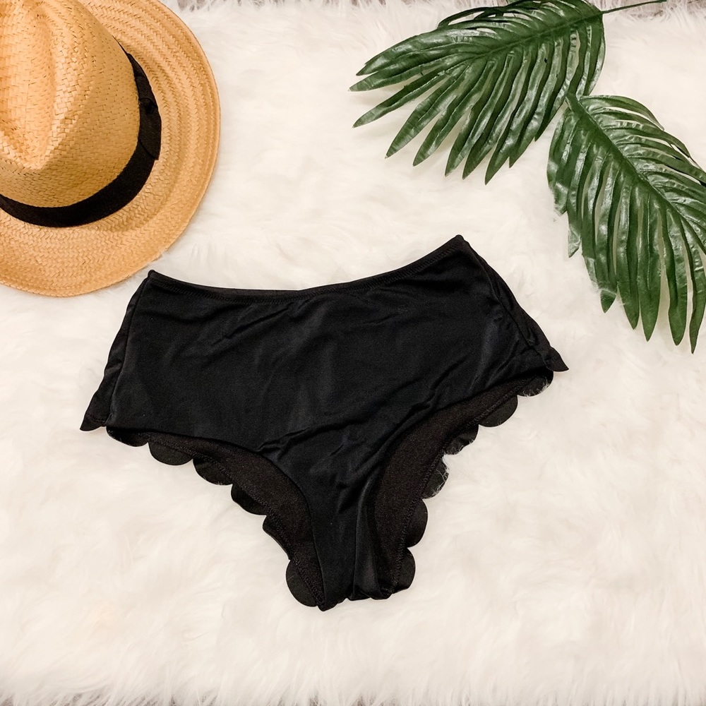 High waist scalloped bikini bottom